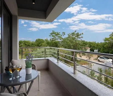 Apartman Tina Nin
