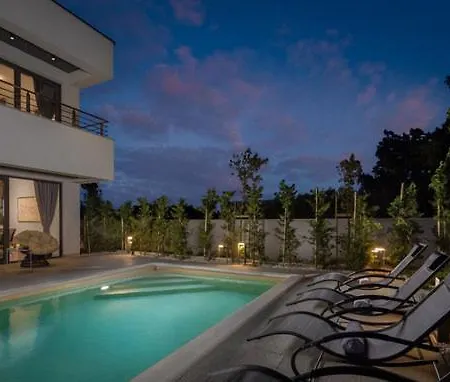 Apartman Tina Nin